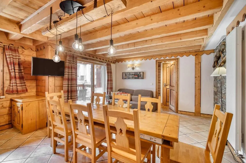 Appartments In Tignes Ecrin Des Neiges 0*,  France